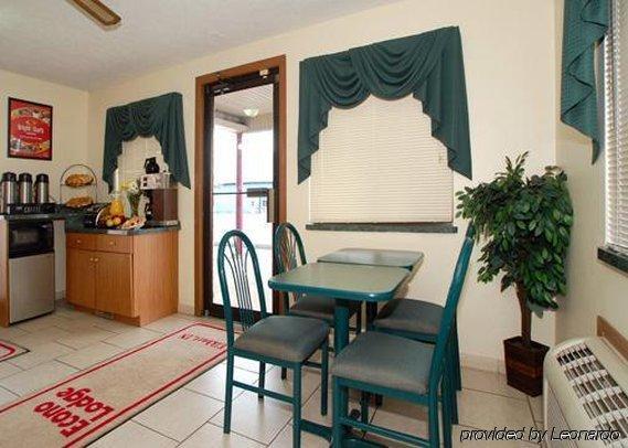 Econo Lodge Элкхарт Ресторан фото